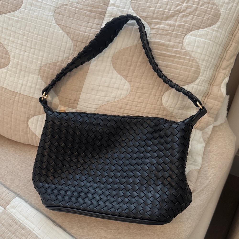 Lulus Elegant Black Woven Shoulder Bag